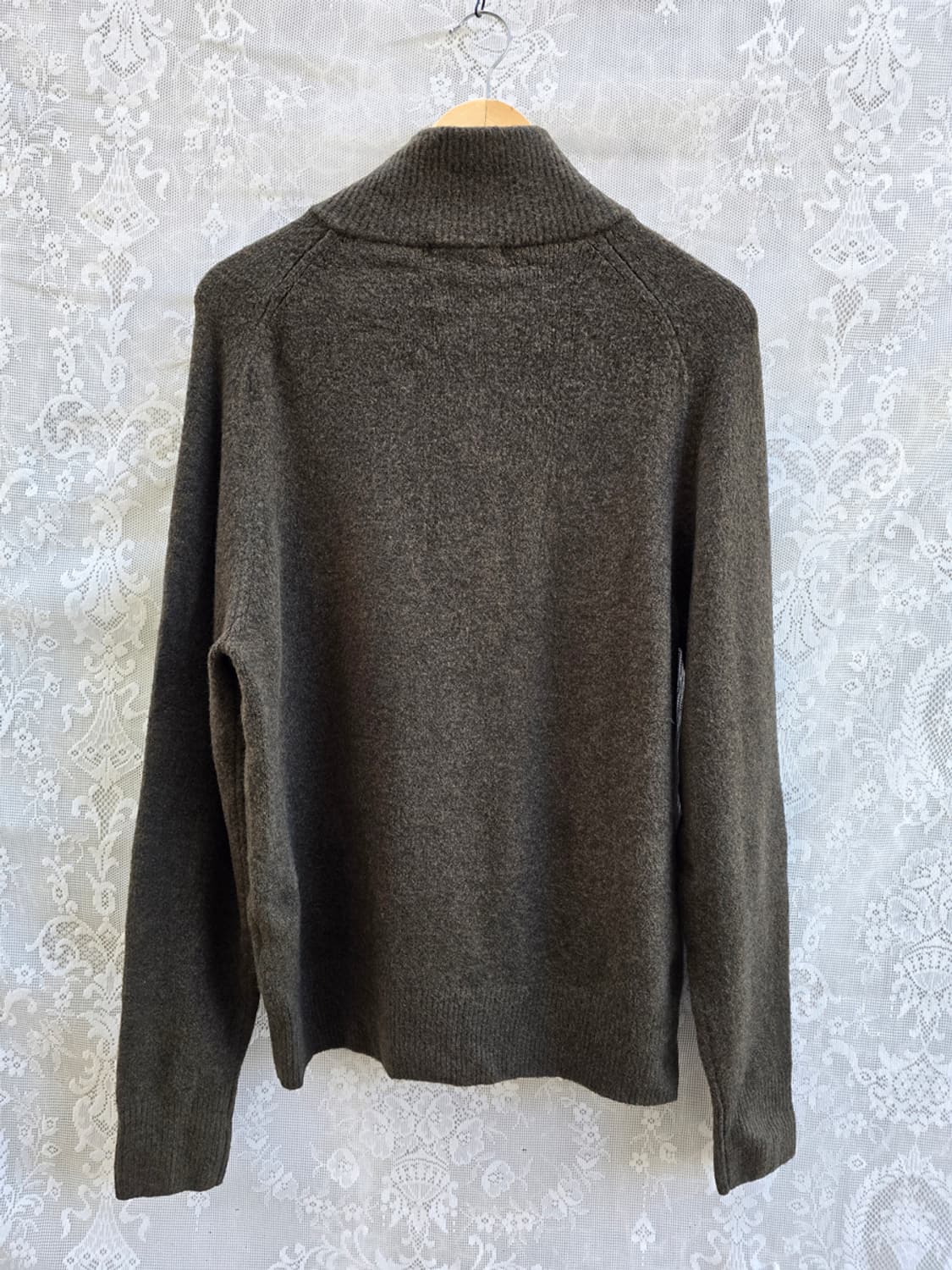 유니클로 jw앤더슨 수플레얀하프 집업 상품이미지6