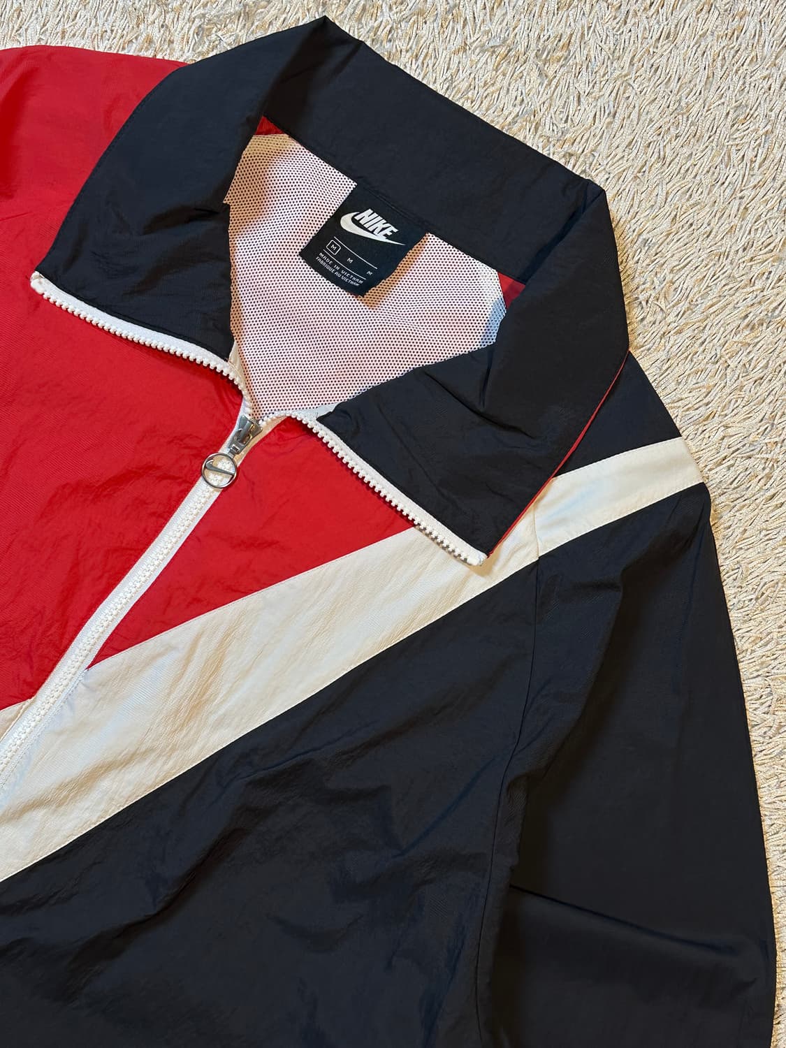 나이키 NIKE 빅스우시 우븐 배색 바람막이 자켓 검빨 상품이미지2