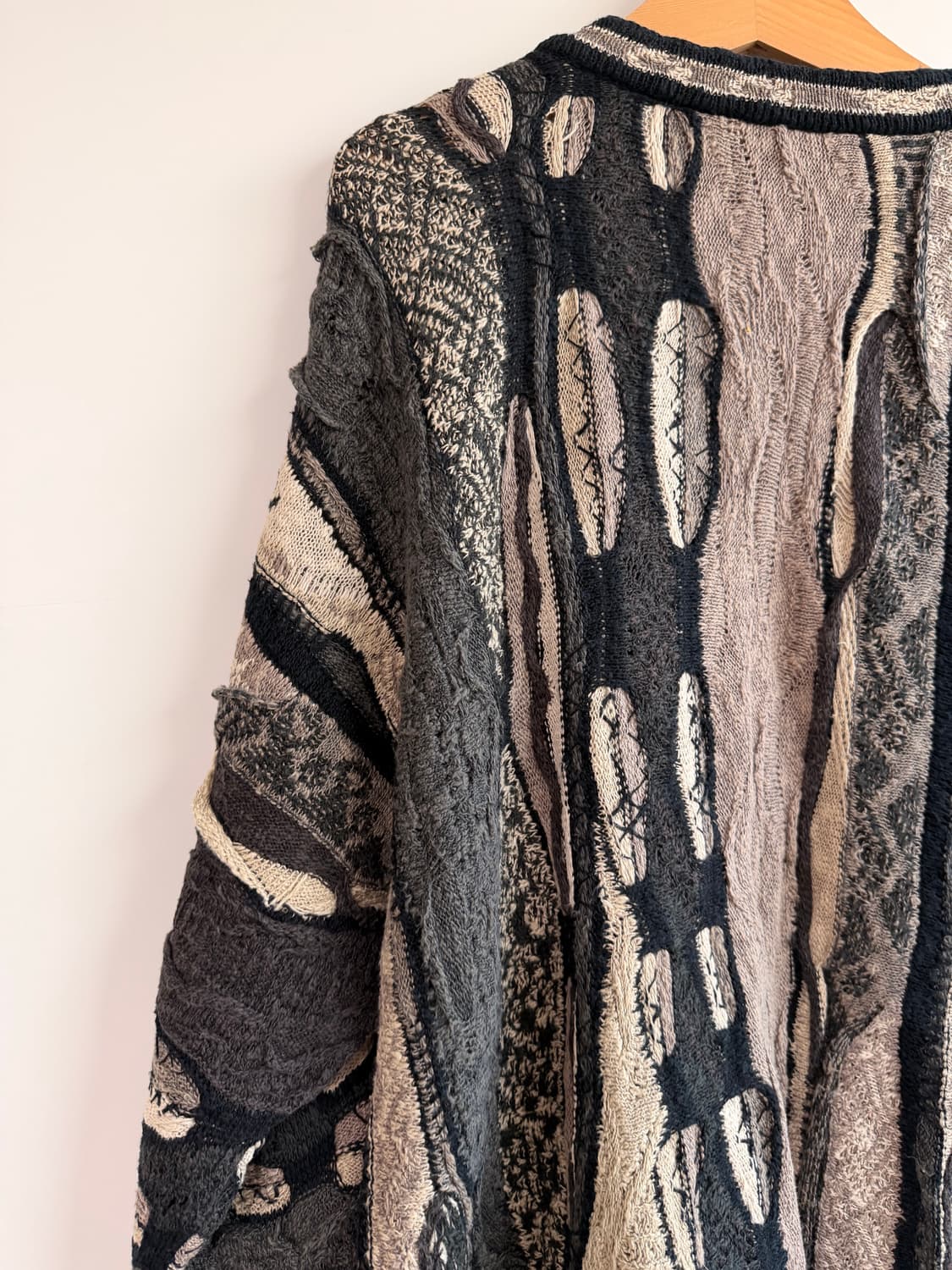 쿠지 coogi 3D 케이블니트 가디건 S 상품이미지10