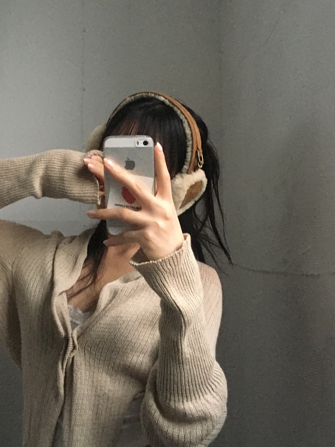 UGG 어그 베이지 이어머프 상품이미지1