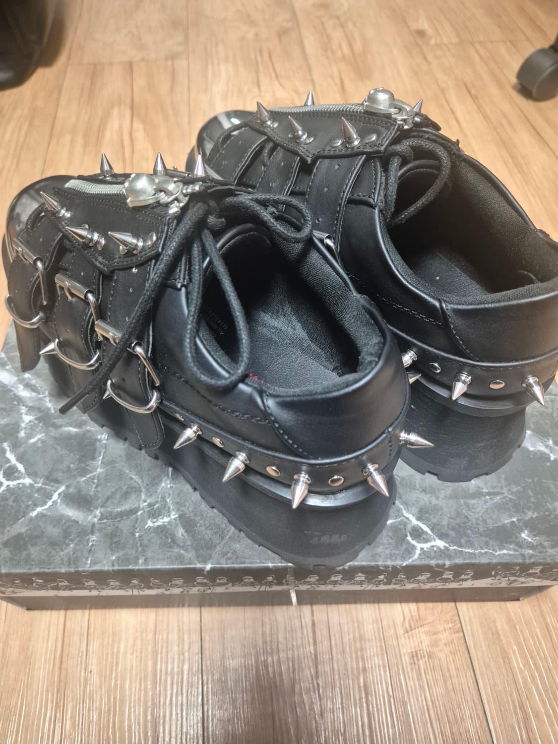 [데모니아] 그레이브디거03 커핀 스파이크 실버토 플랫폼 스니커즈 상품이미지4