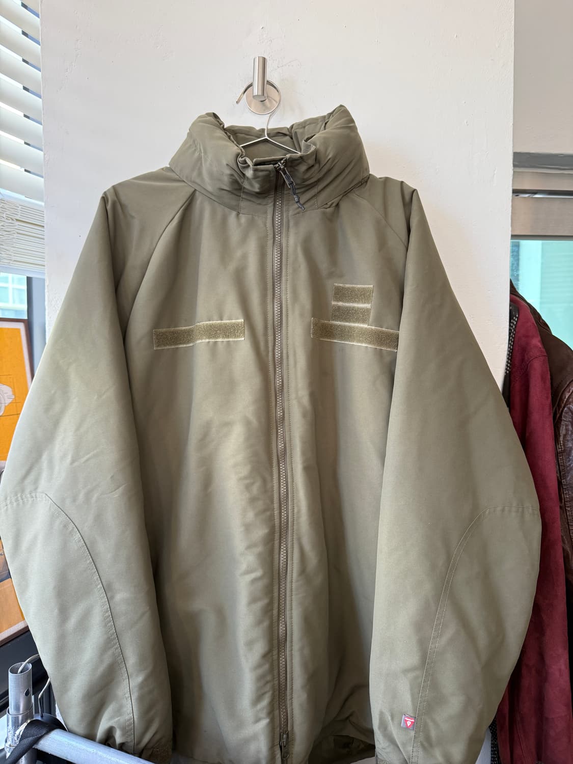 유니폼 브리지 x 마모트 레벨7 파카 110 투웨이 상품이미지1