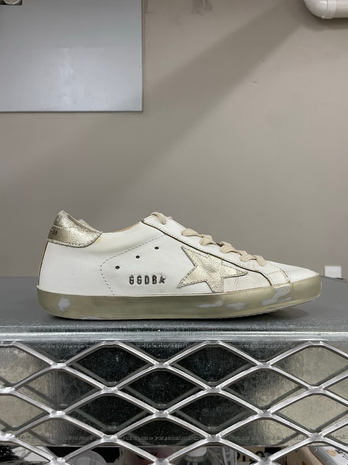 골든구스 슈퍼스타 골드 탭 스니커즈 38 상품이미지4