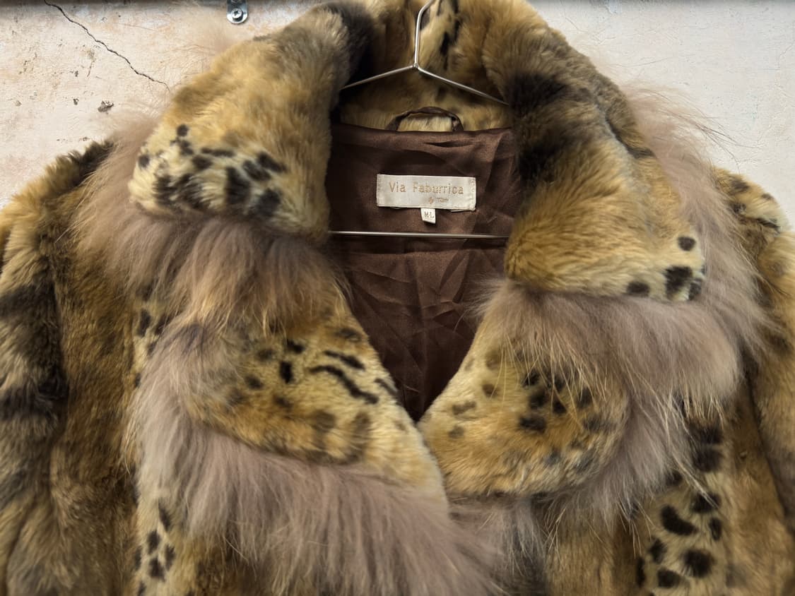 Via faburrica eopard fur coat 상품이미지8