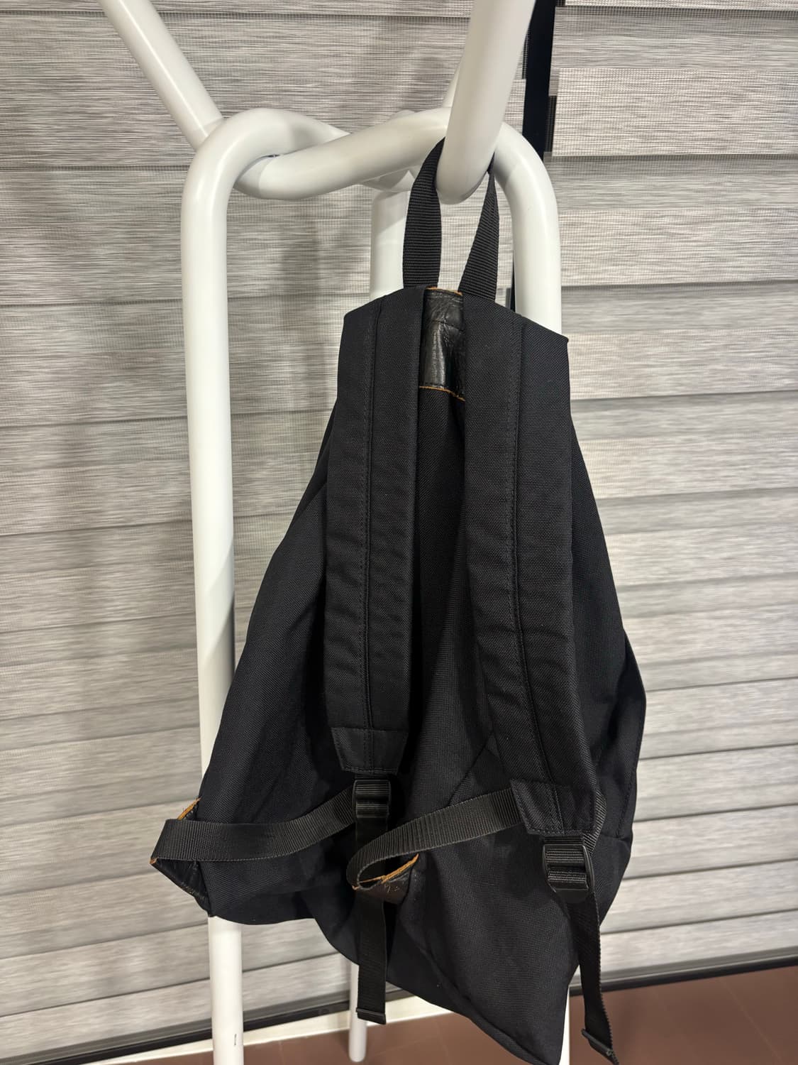 꼼데가르송 옴므 칸예백팩 상품이미지3