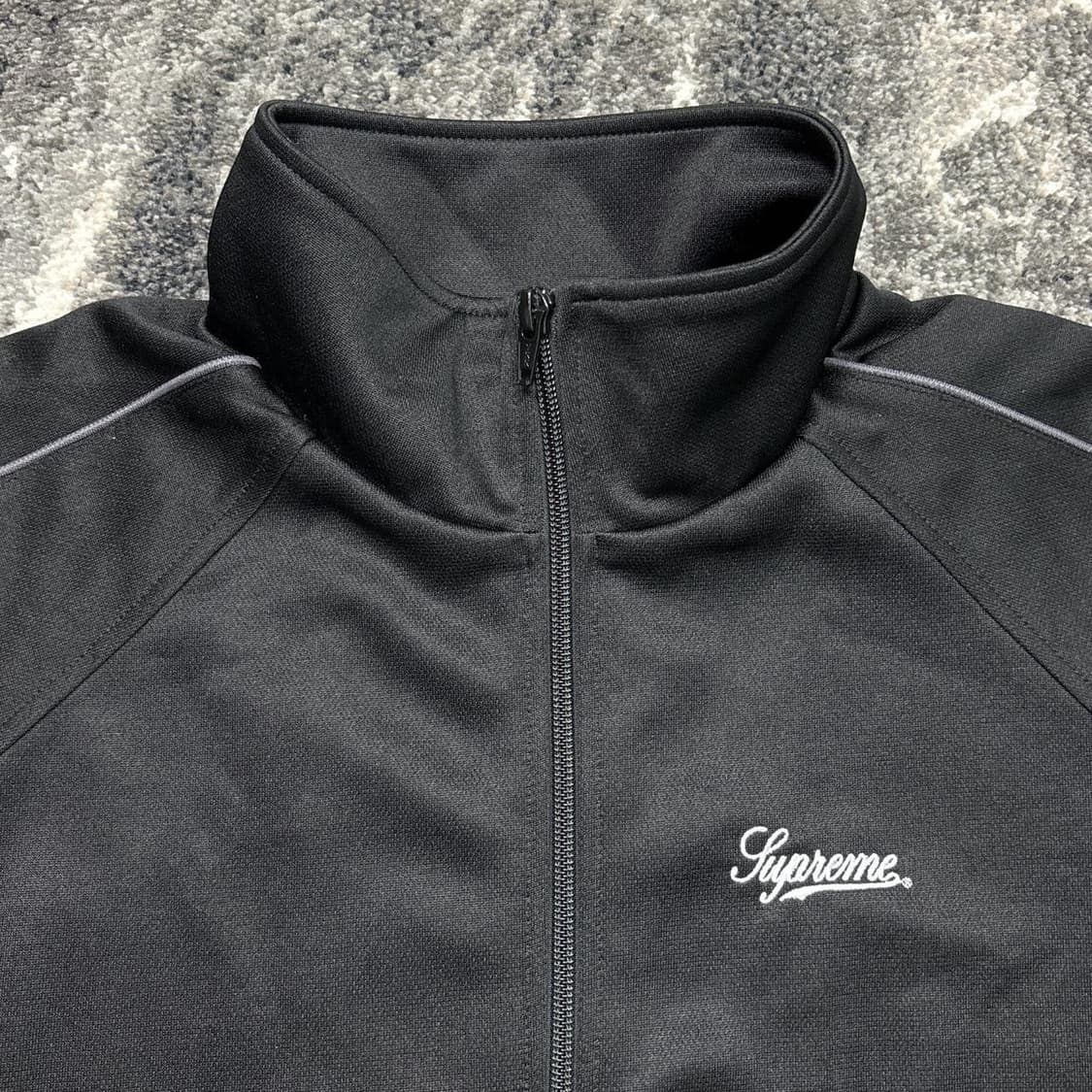 슈프림 트리코트 트랙 자켓 블랙 상품이미지2