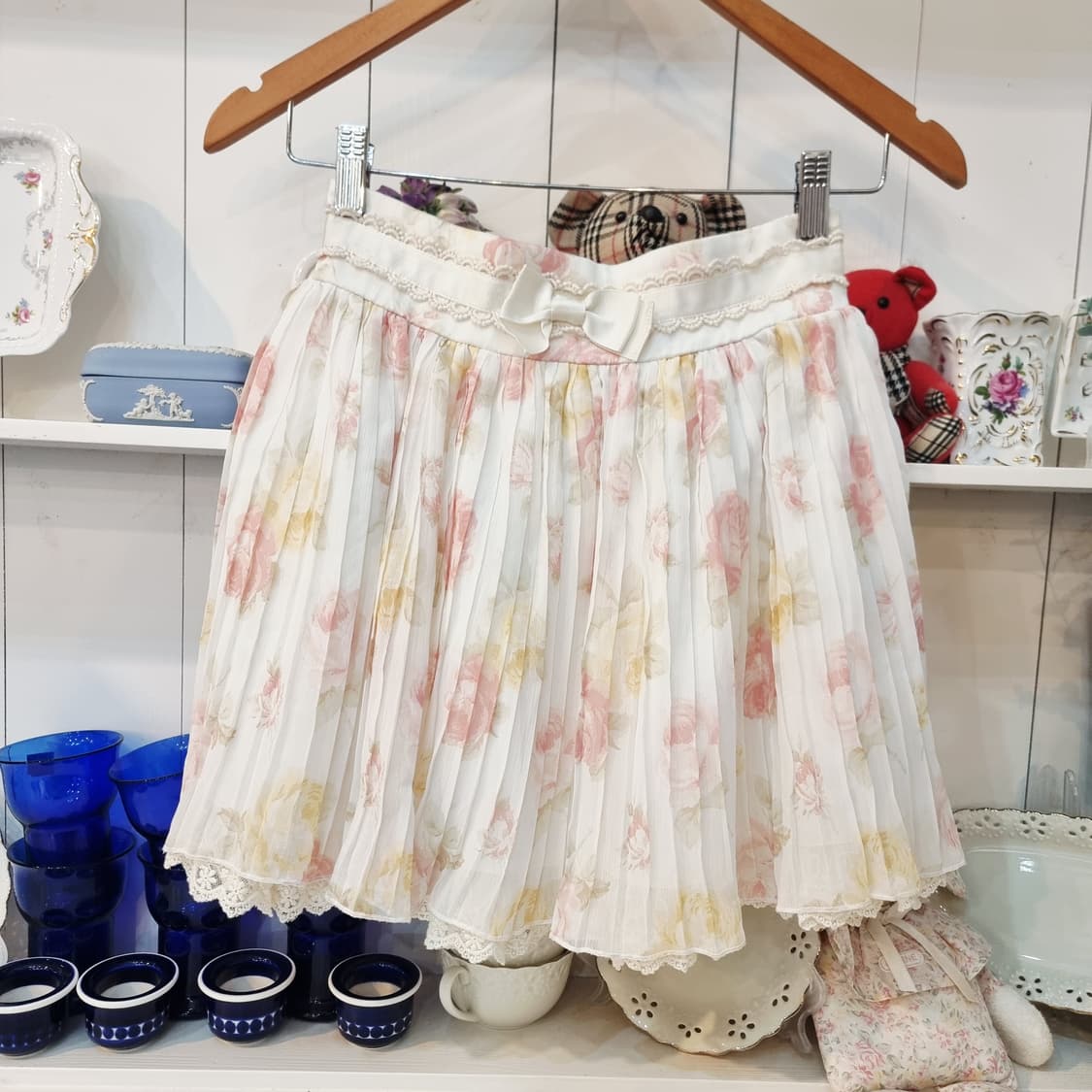 Liz Lisa 리즈리사로맨틱 플라워 플리츠 스커트 상품이미지1