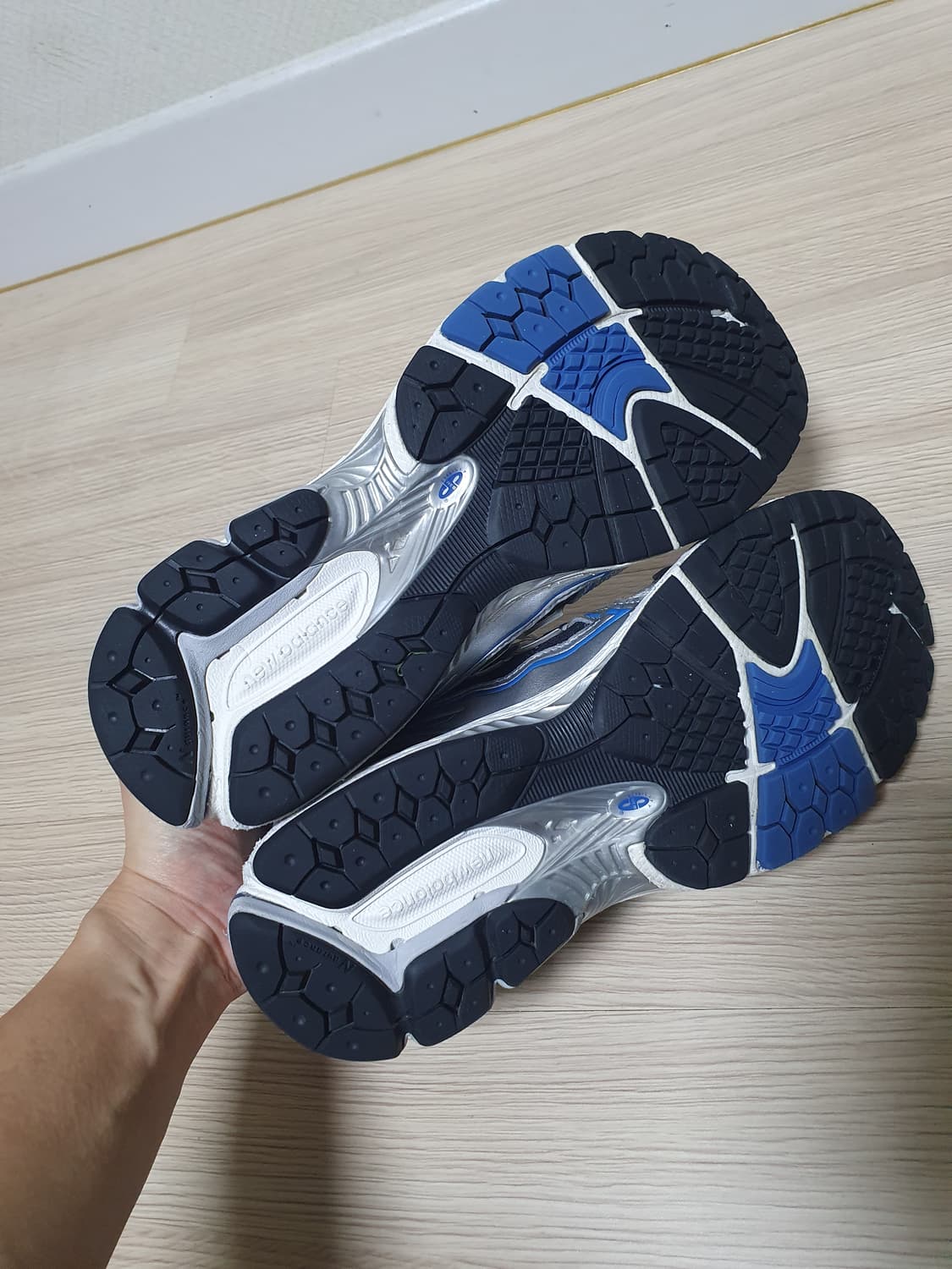 뉴발란스 1906R 실버 블루 운동화 260 상품이미지7