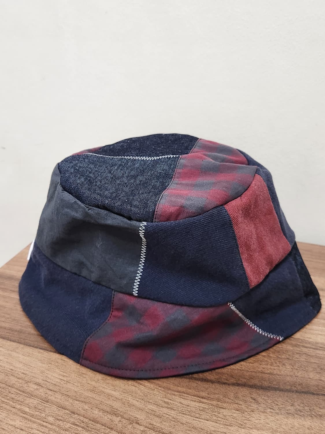 (no.1) 리버시블 패치워크 버킷햇 Navy&Burgundy Mix 상품이미지2