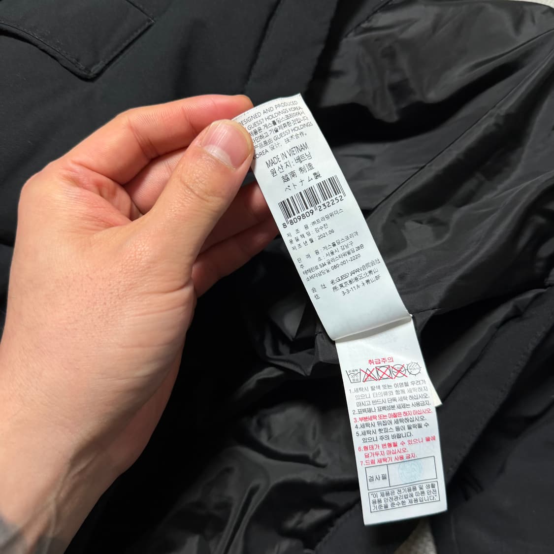 게스 덕다운 라운드 패딩 상품이미지4