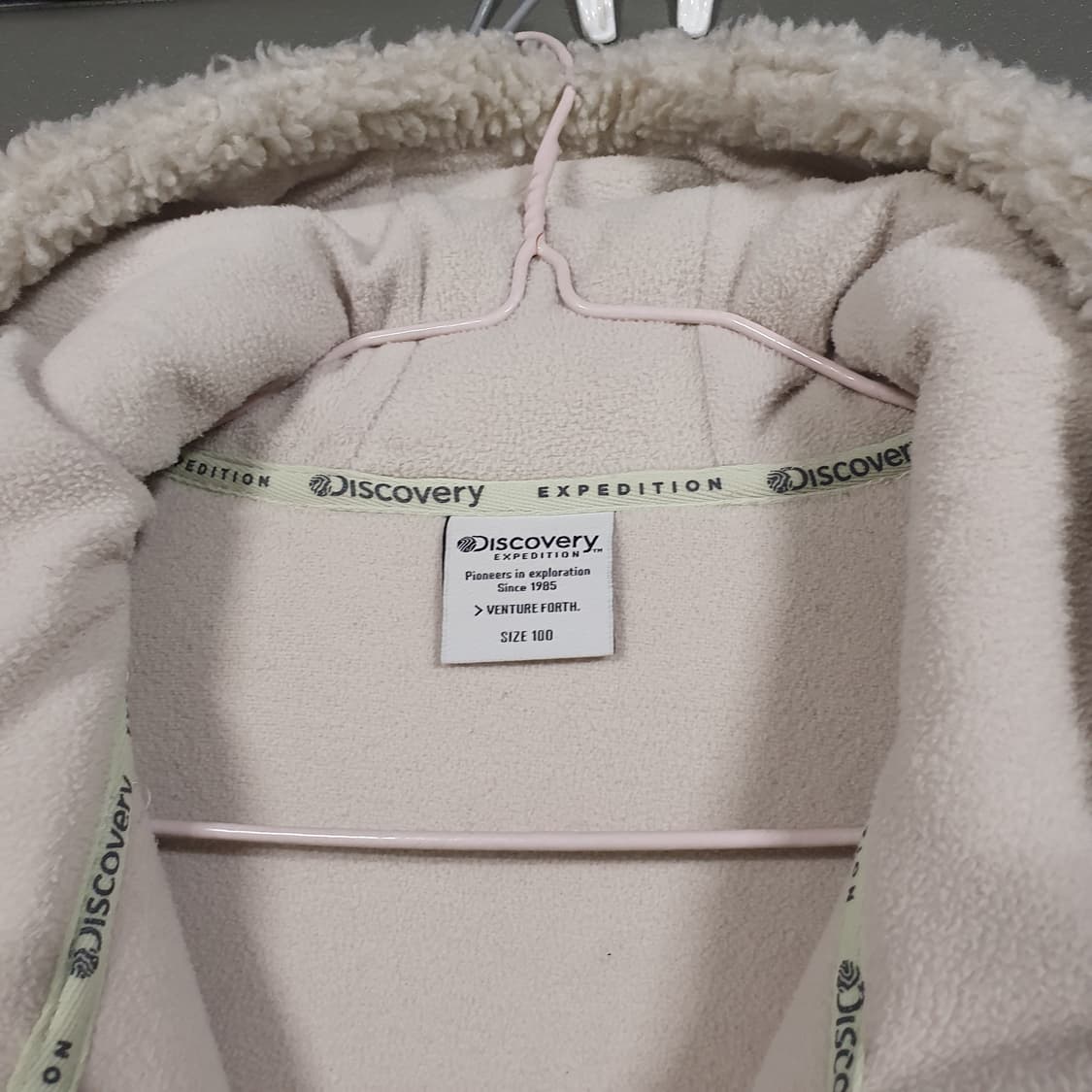 여성 L) 디스커버리 신형 테크플리스 양털 후드 뽀글이 자켓 라이트베이지 상품이미지7