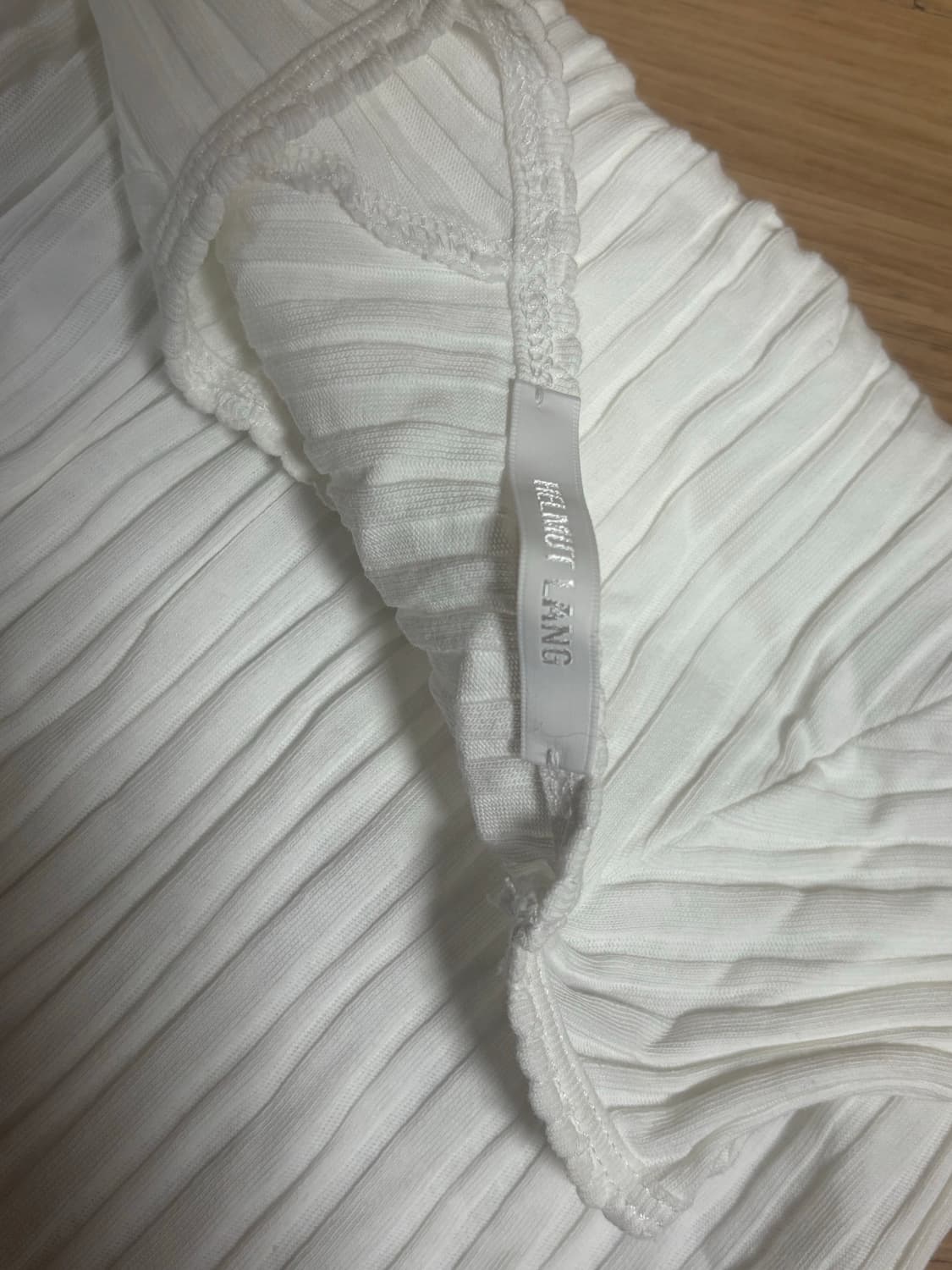 헬무트랭 컷아웃 반소매티 XS 상품이미지4