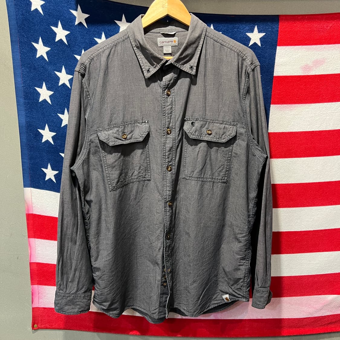 칼하트 그레이 포켓셔츠 상품이미지1