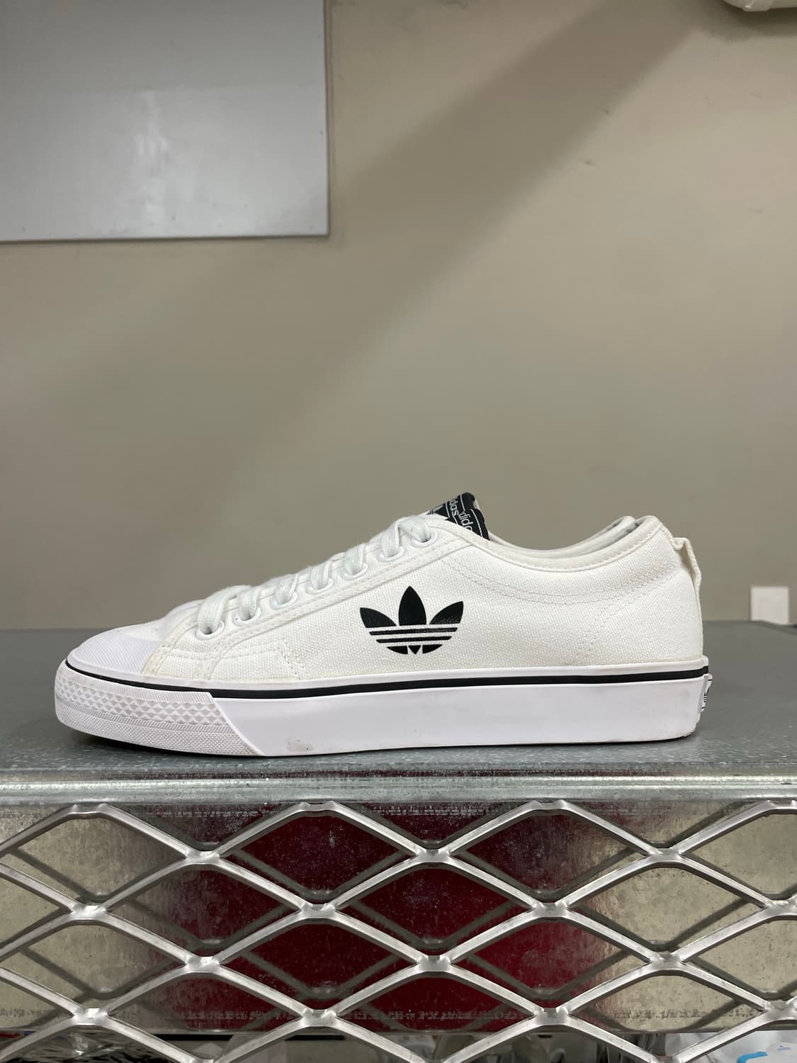 아디다스 니짜 트레포일 250 상품이미지1