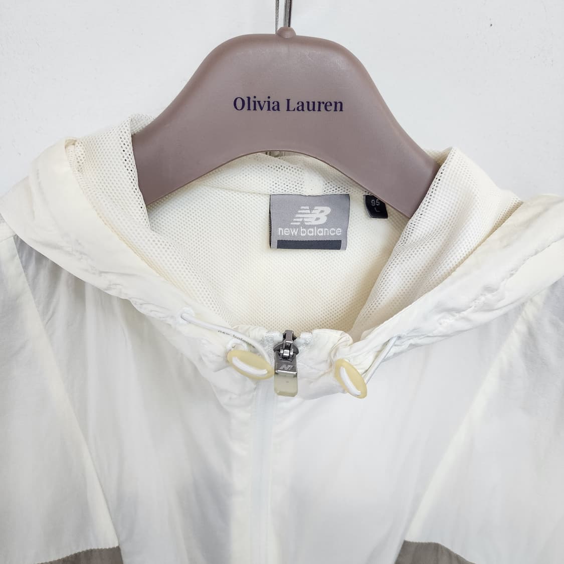 뉴발란스 배색 후드 바람막이 자켓 상품이미지2