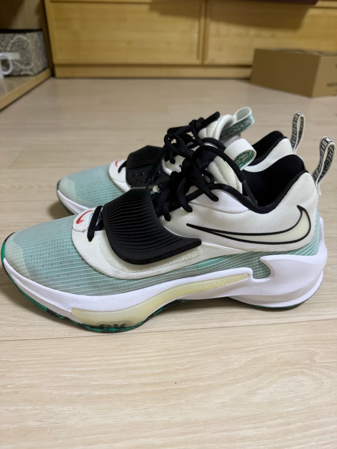 나이키 줌프릭 3 클리어 에메랄드 295 상품이미지4