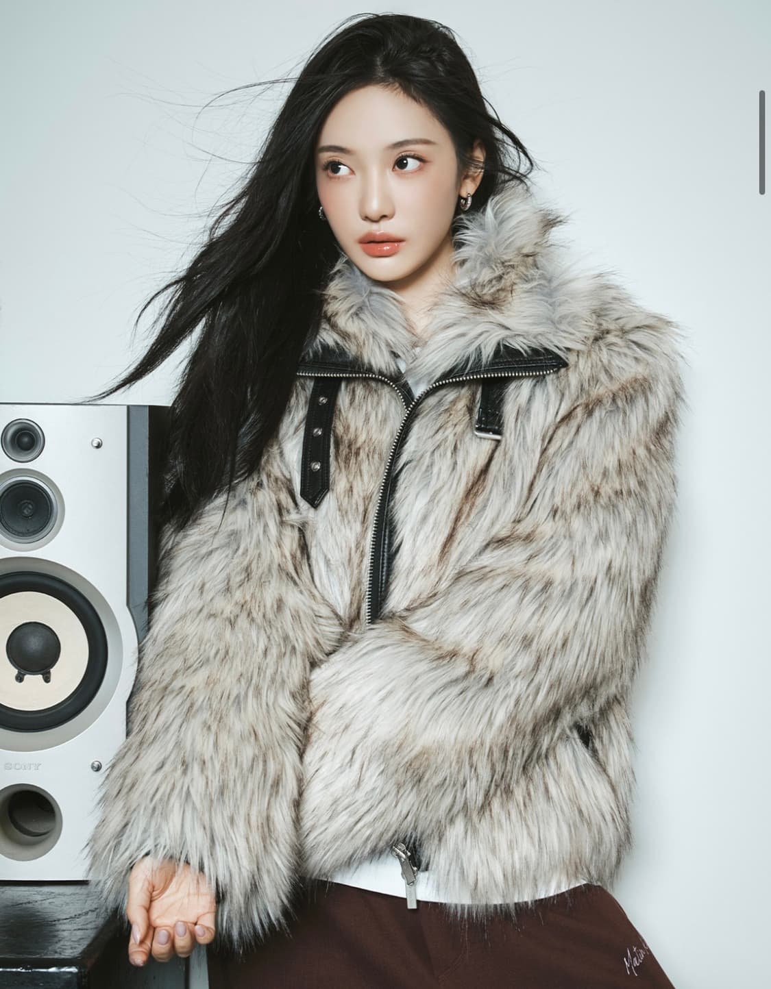 마뗑킴 넥 버클 퍼 아이보리 상품이미지4