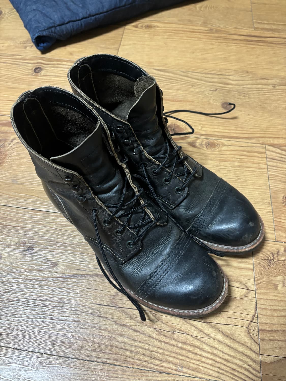 레드윙 아이언레인저 8086 9.5D 상품이미지1