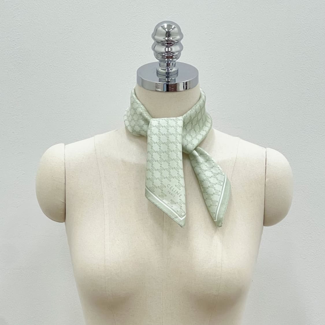 (새상품) celine / 셀린느 쁘띠스카프 손수건 상품이미지6