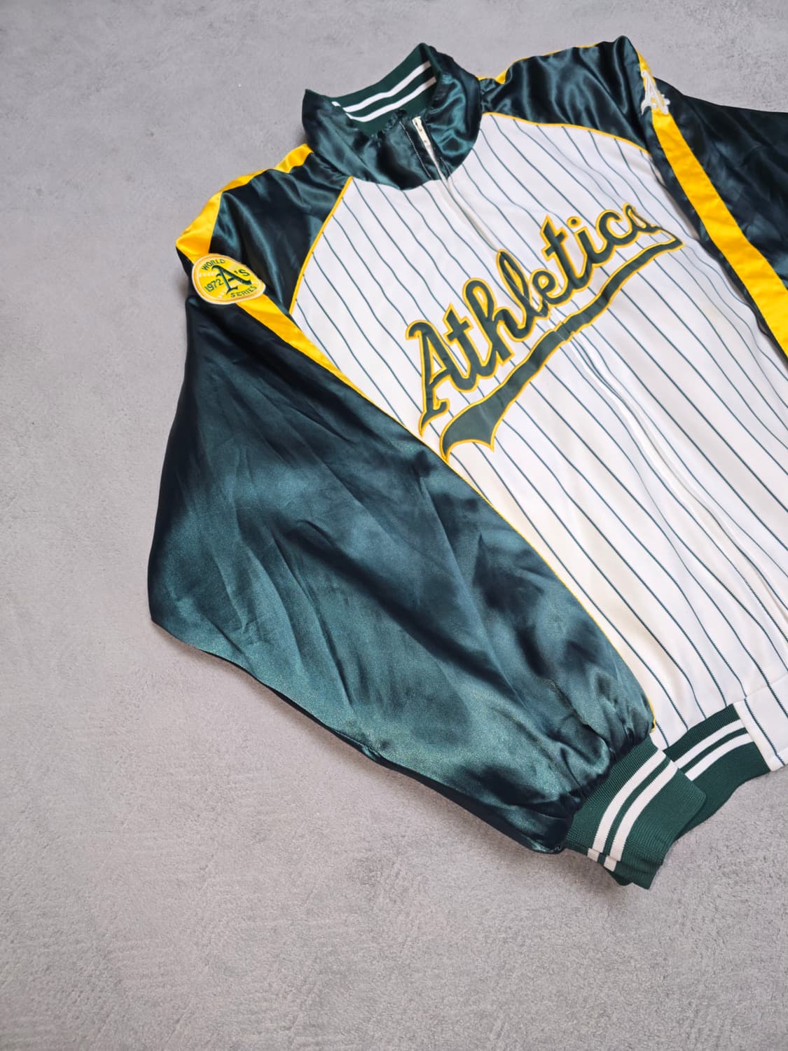 MLB G-III sports 오클랜드 애슬레틱스 야구 점퍼 상품이미지2