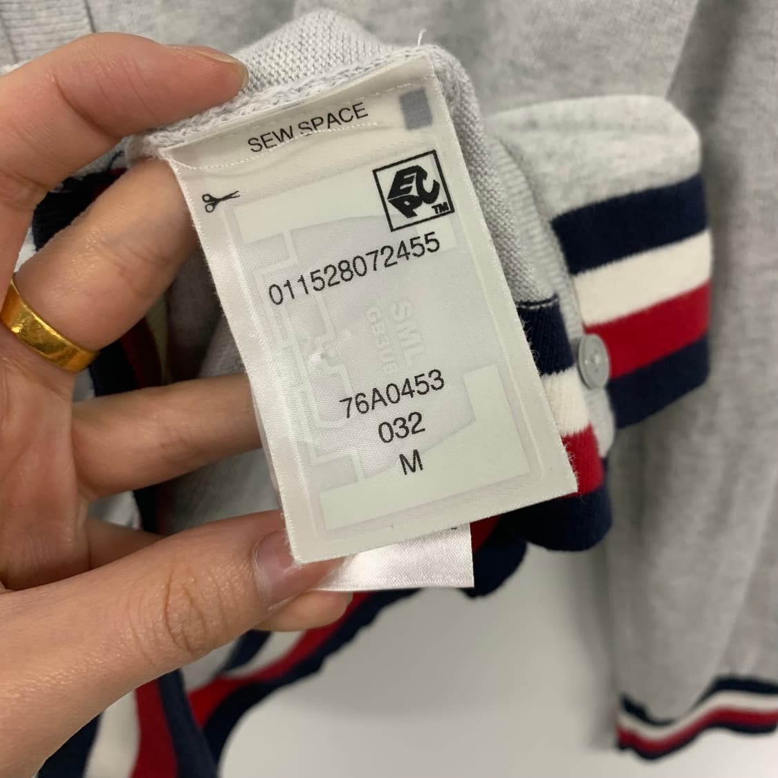 타미힐피거 그레이 라운드 니트 가디건 상품이미지4