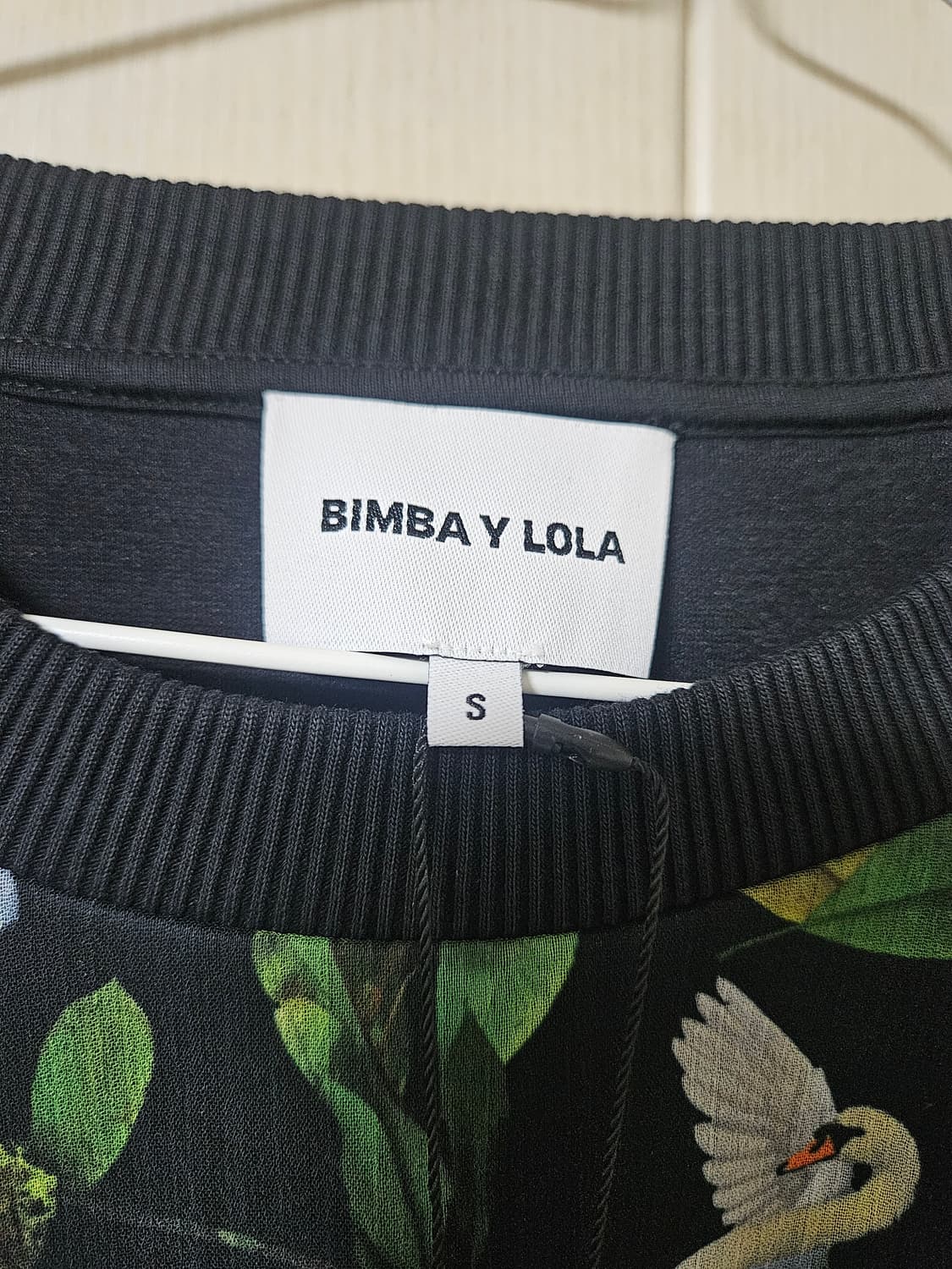 [새상품] Bimba y Lola 빔바이롤라 스완 맨투맨 상품이미지2