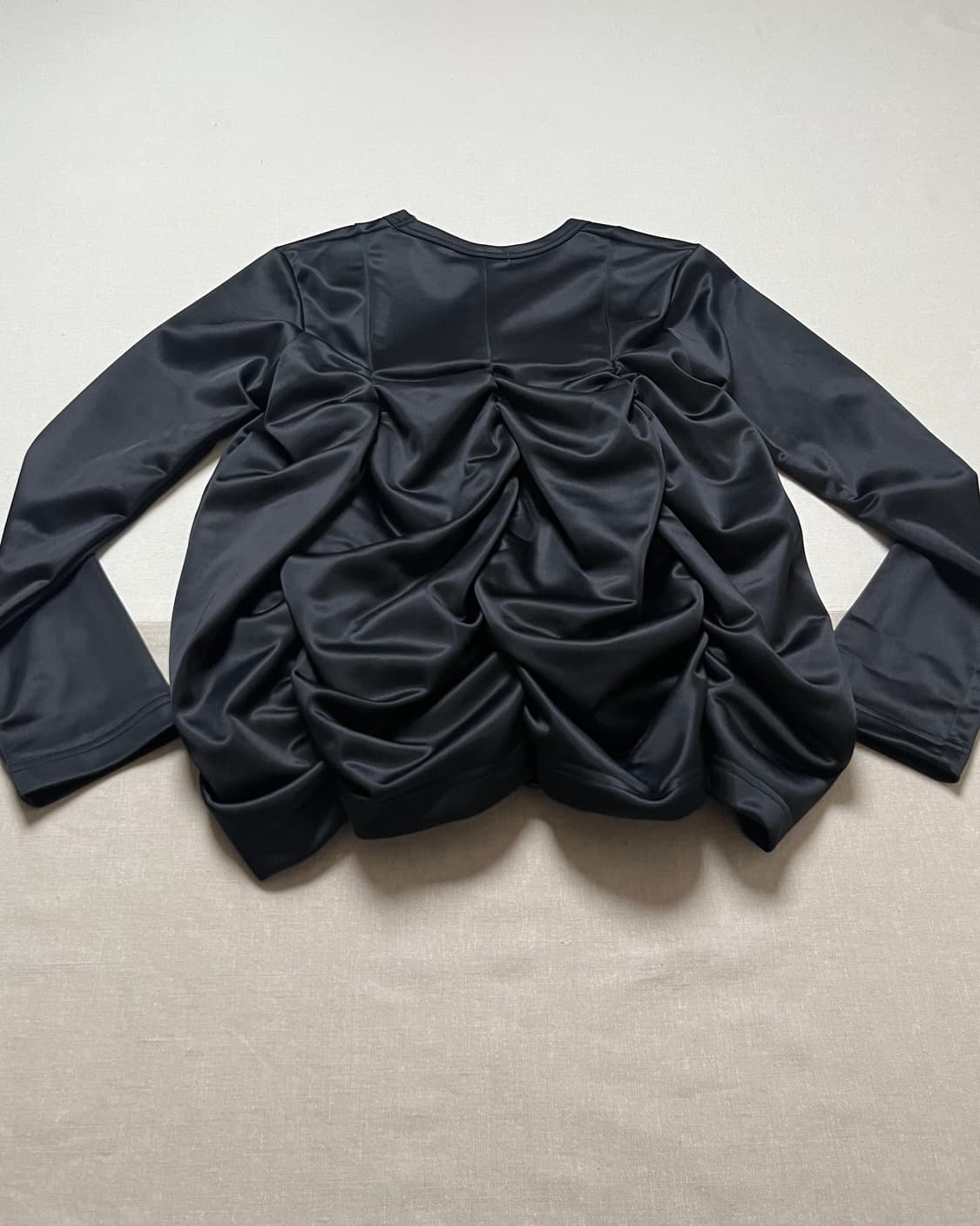 꼼데가르송 21ss 입체패턴 벌룬 컷앤소 Comme des garcons 상품이미지4