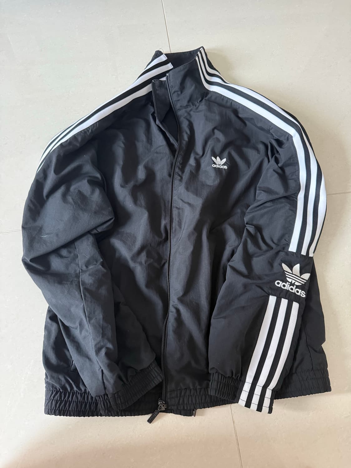 아디다스 트랙탑 상품이미지1