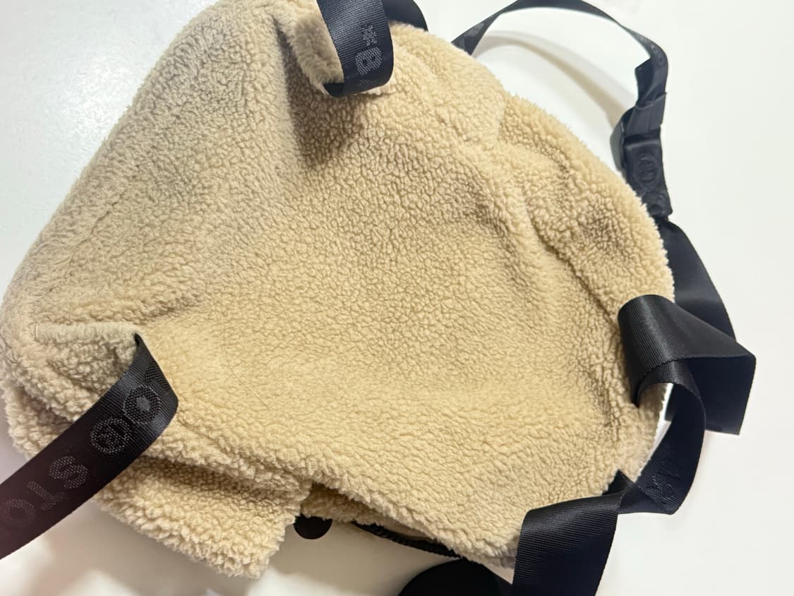 베이프 베이비마일로 미니 퍼 백팩 베이지 상품이미지3