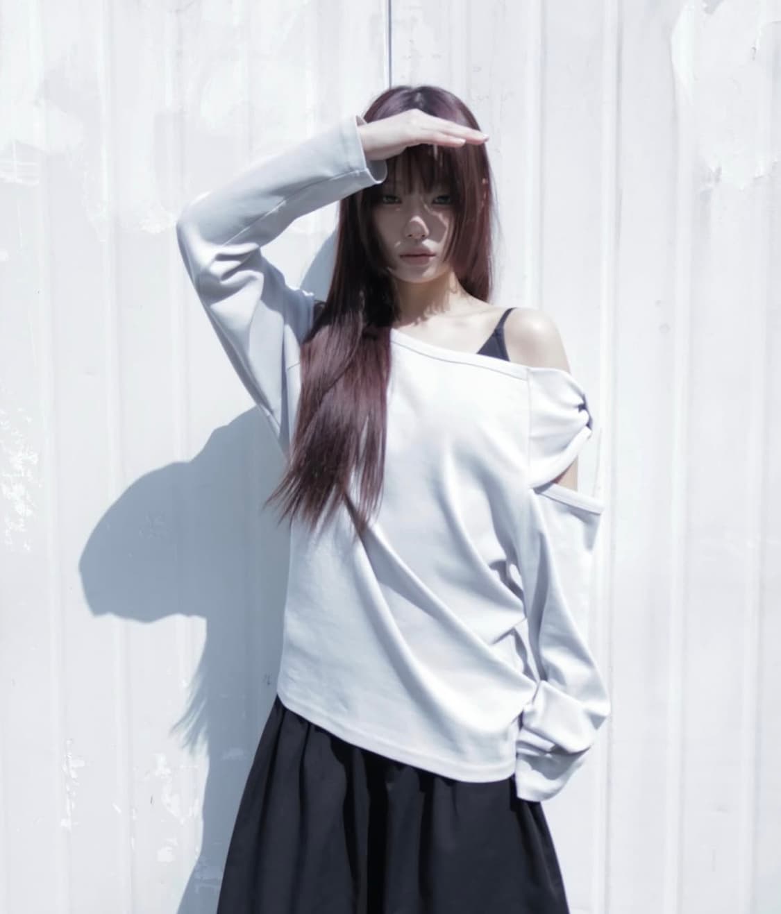체메씨 BOW ONE-SHOULDER LONG SLEEVE 라이트 그레이 상품이미지1