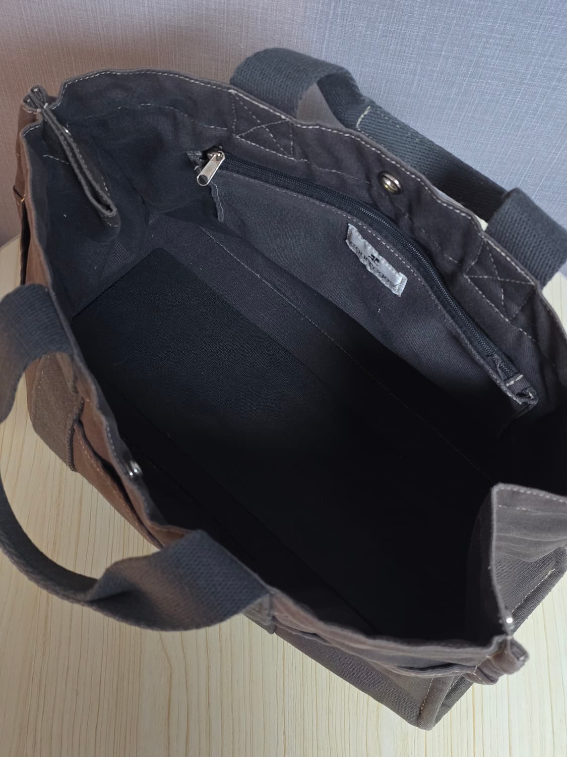 Courreges 꾸레쥬 챠콜 패브릭 캔버스 토트백 상품이미지7