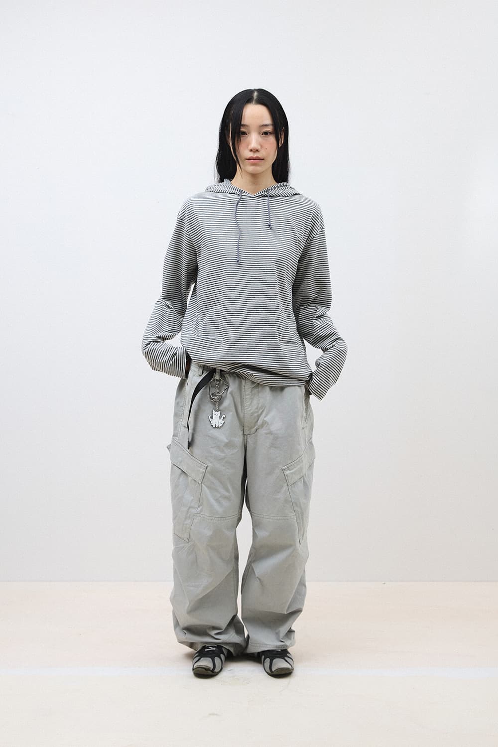 해칭룸 Stripe Hoodie Grey 3사이즈 상품이미지3