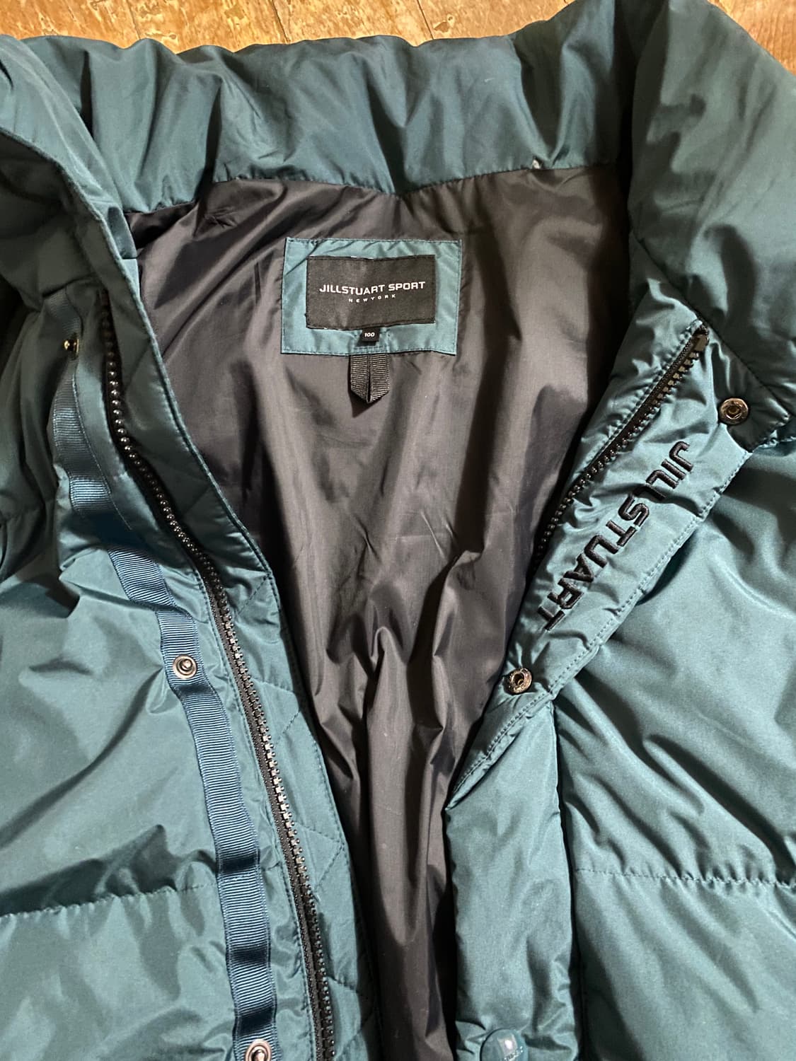 질스튜어트 남성 대장급 다크 그린 다운 100 (105추천) 상품이미지3