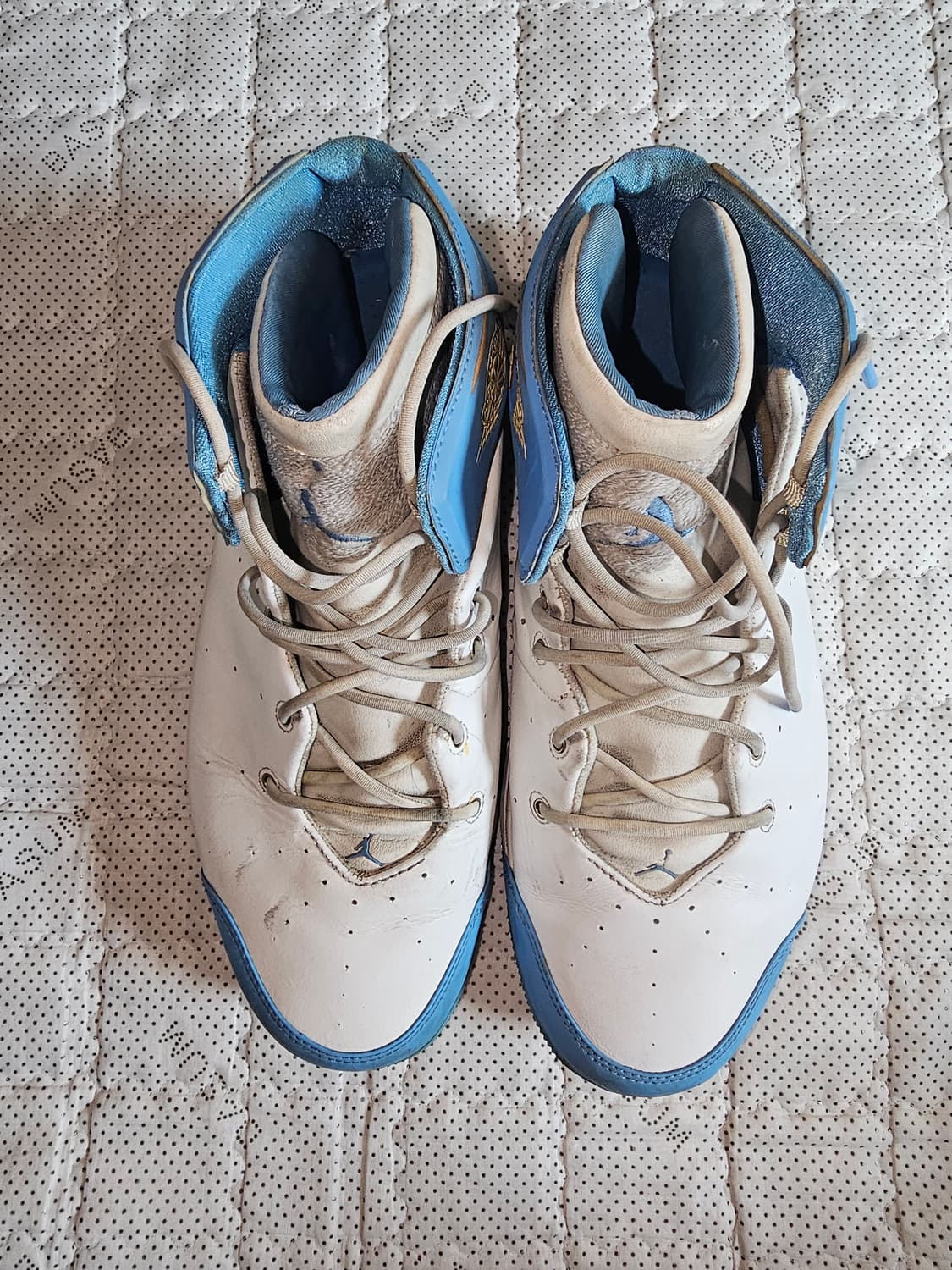 조던 카멜로 멜로 1.5 OG 2004 화이트/유니버시티 블루 하이탑 상품이미지1