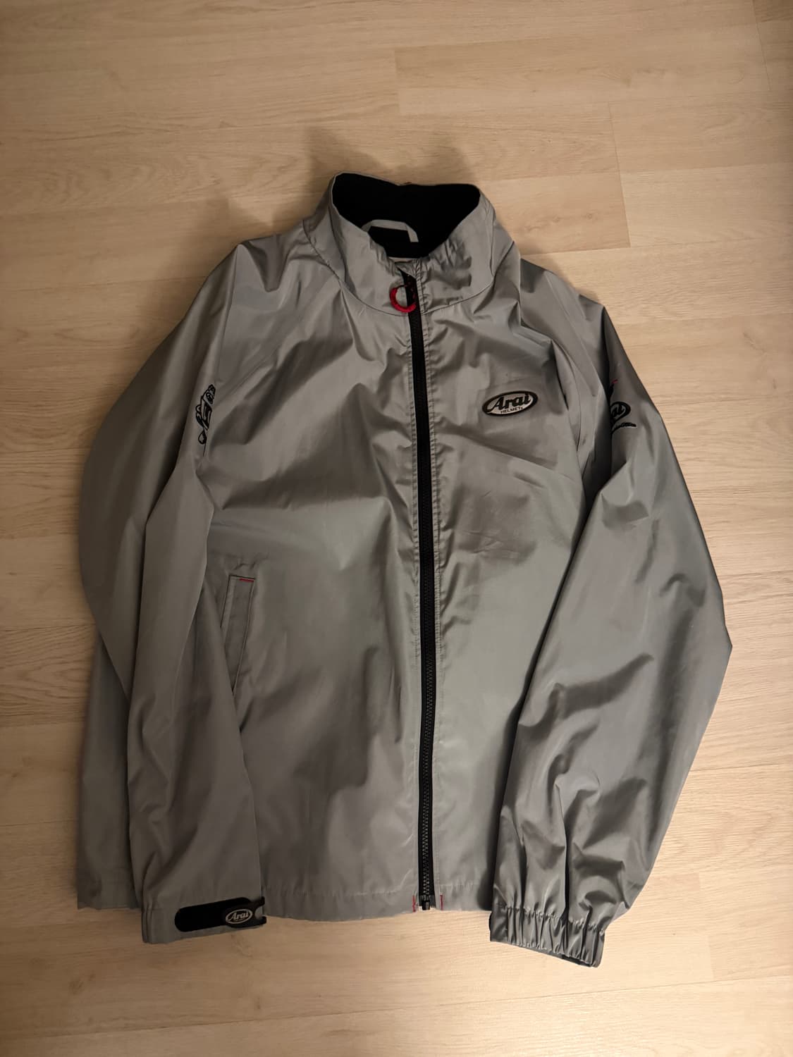 아라이 arai 빅로고 실버 바람막이 팝니다 상품이미지1