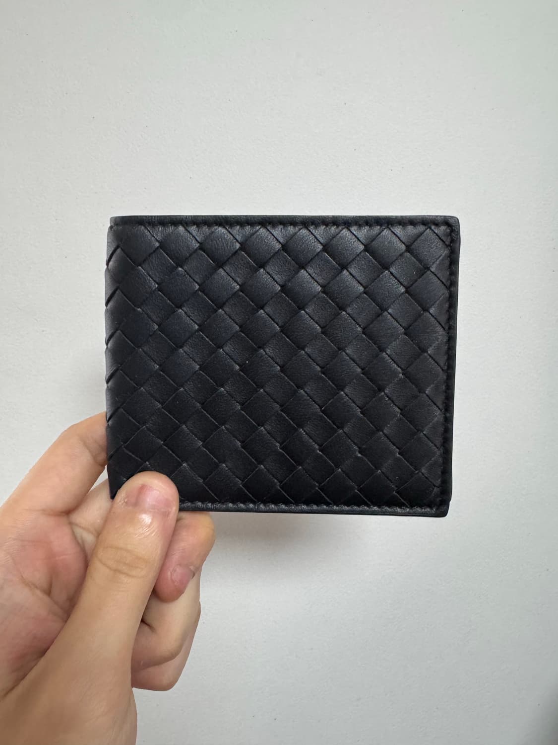 보테가 베네타 인트레치아토 반지갑 블랙 상품이미지1