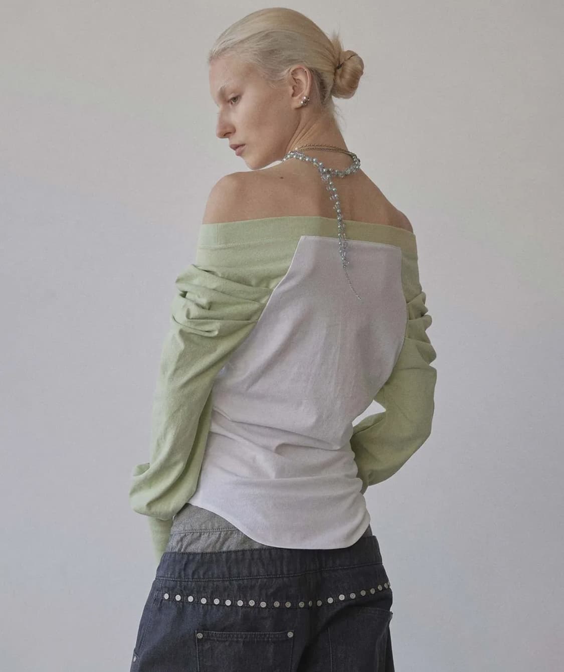 스컬프터 Love Off-Shoulder Tee Apple Green 상품이미지2