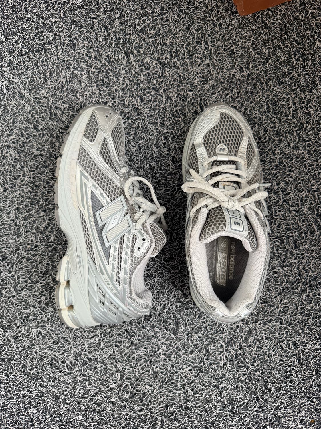 [New Balance] 1906R 메탈릭 실버 (M1906REH) 상품이미지4