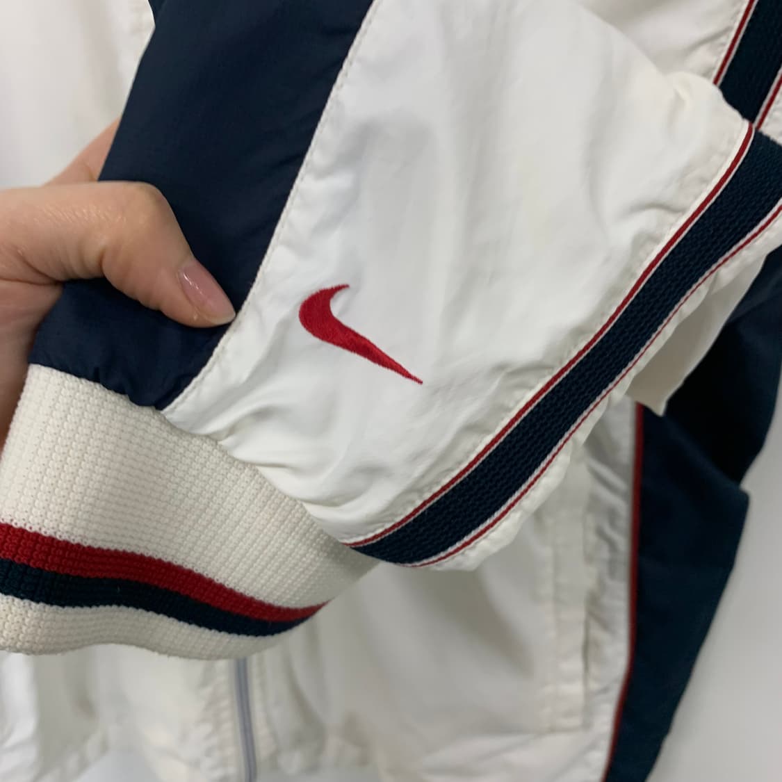 나이키 00s 화이트 바람막이 자켓 상품이미지5