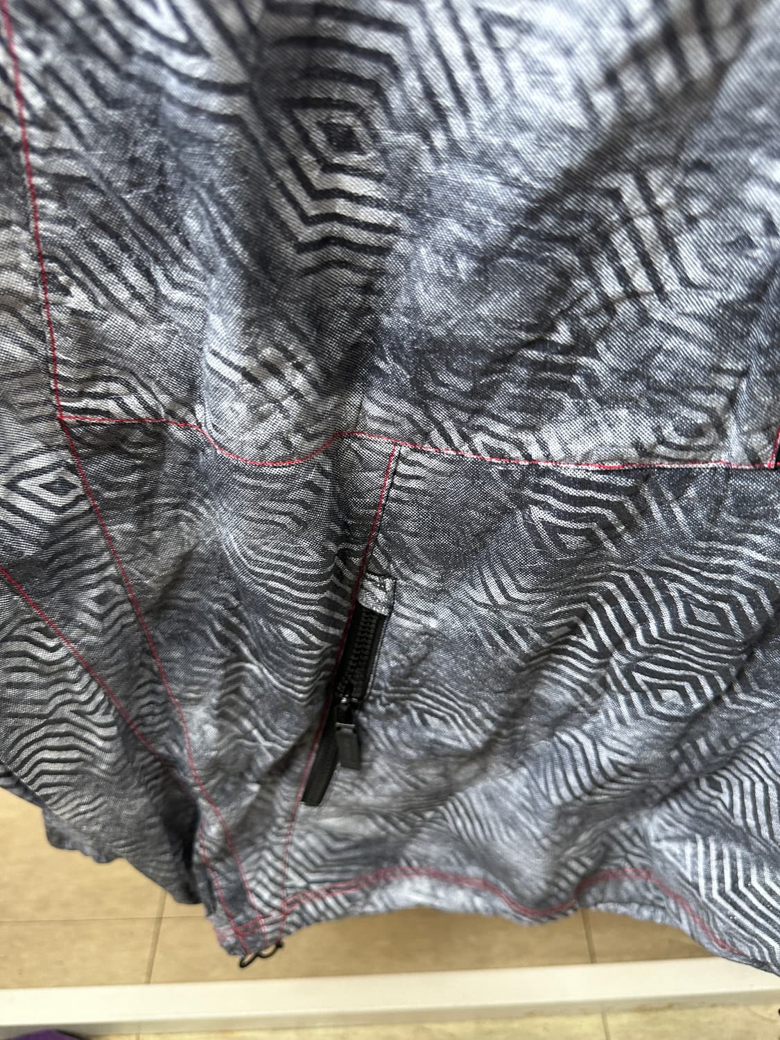 강혁 X 엄브로 콜라보 바람막이 XL 상품이미지5