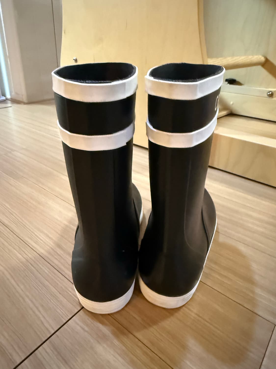 셀린느 레인부츠 판매합니다. 상품이미지4