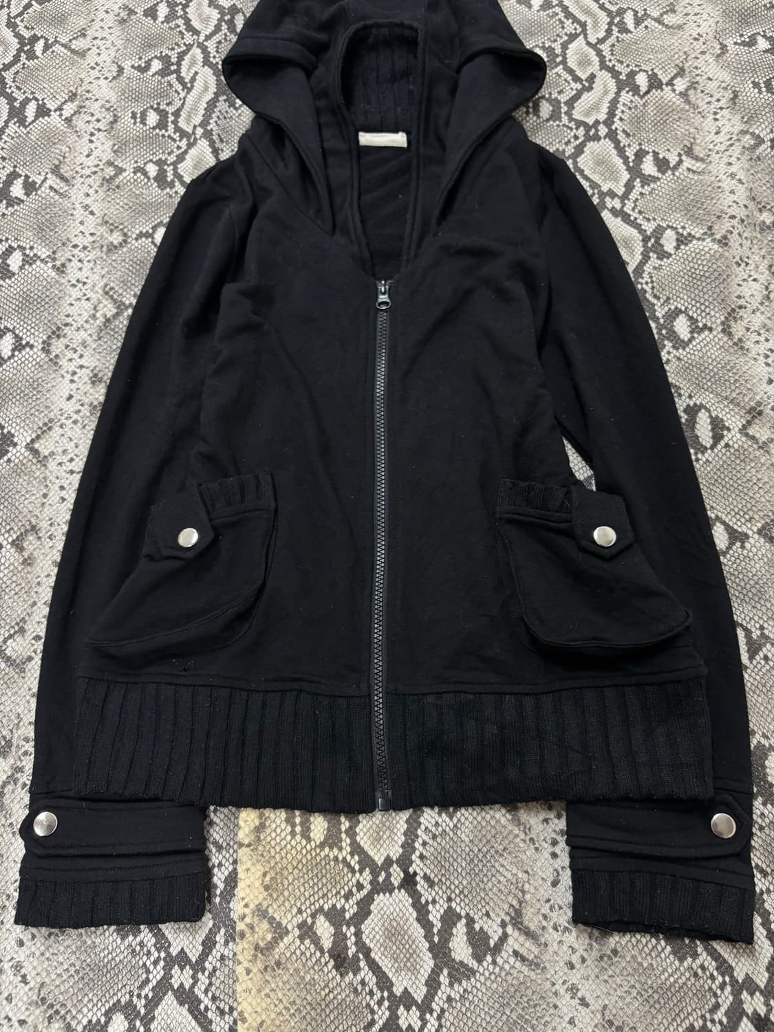 “Vintage” Y2K Mood Black Multi Pocket Ho 상품이미지5