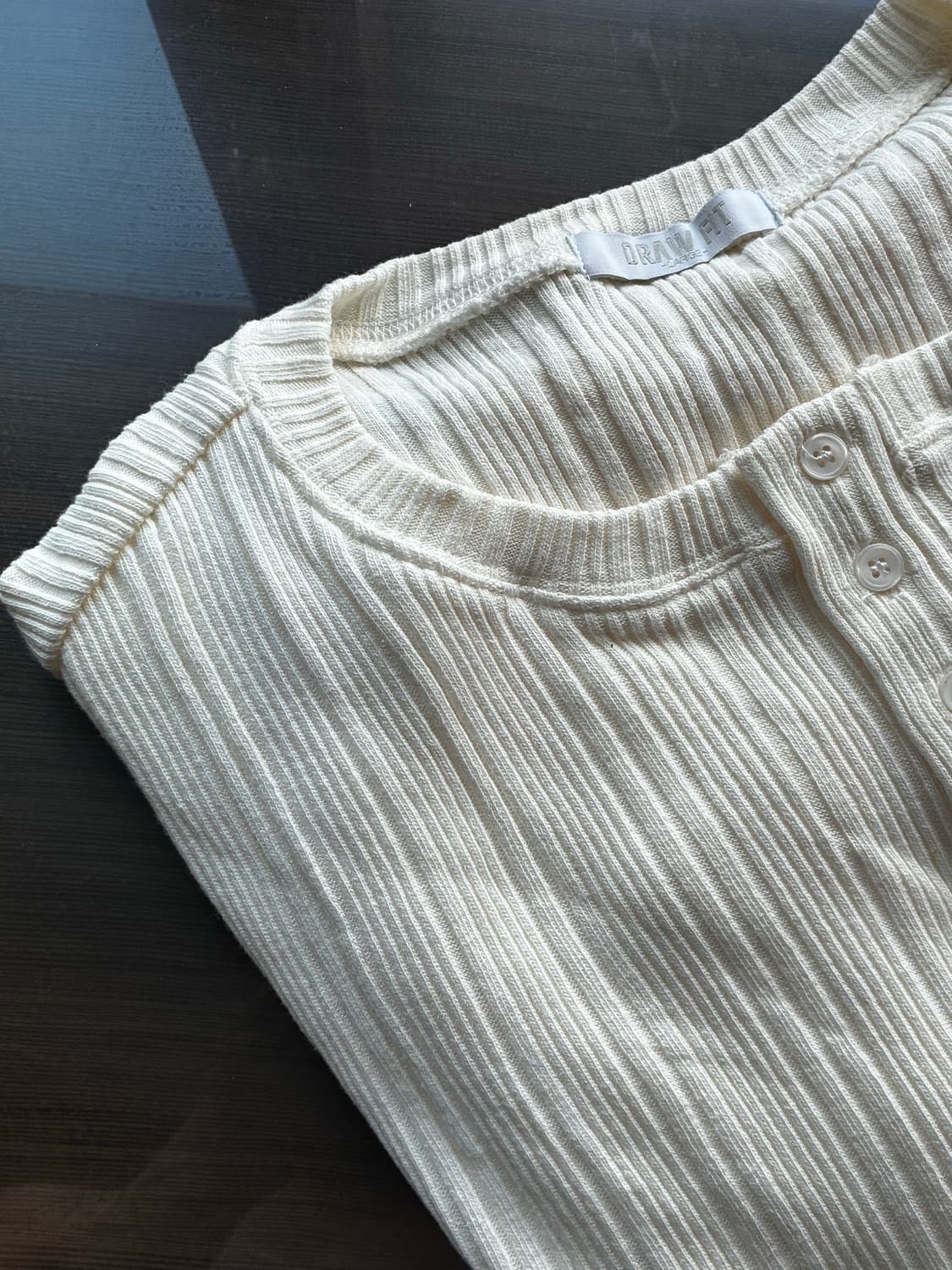 (L) 드로우핏 만재 콜라보 리브드 헨리넥 반팔 티셔츠 IVORY 상품이미지9