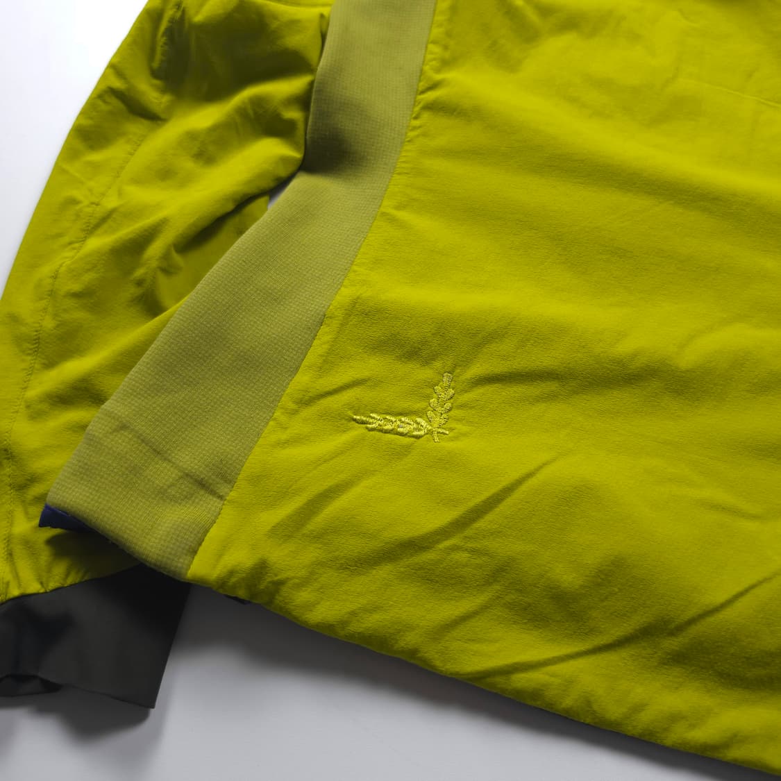 아크테릭스 우먼스 아톰 LT 인슐레이션 자켓 (85) 상품이미지6