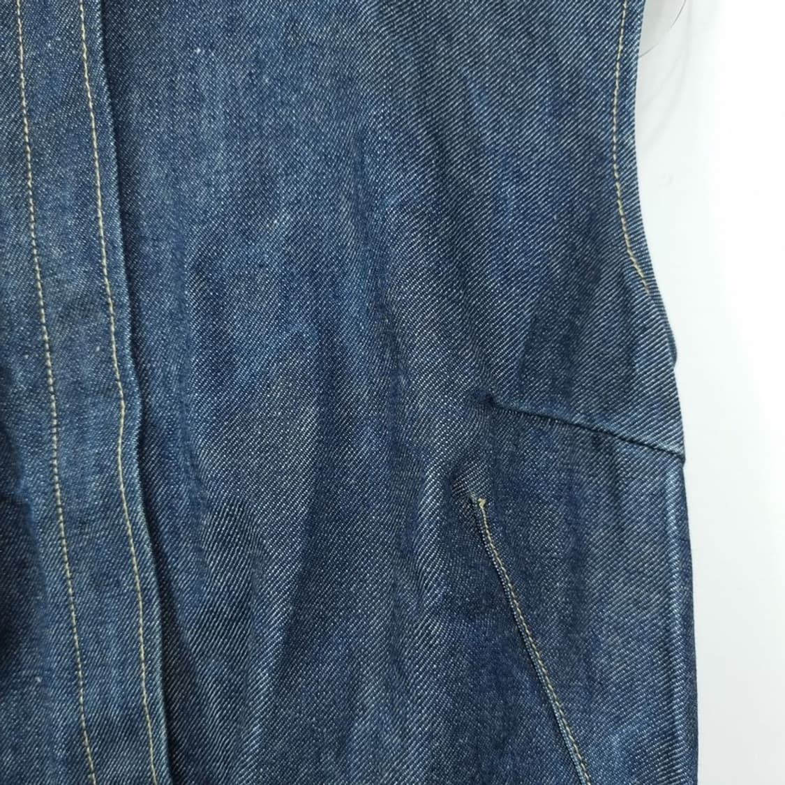 [리바이스] 엔지니어드 민소매 벨티드 데님 롱 원피스 M19992 상품이미지4