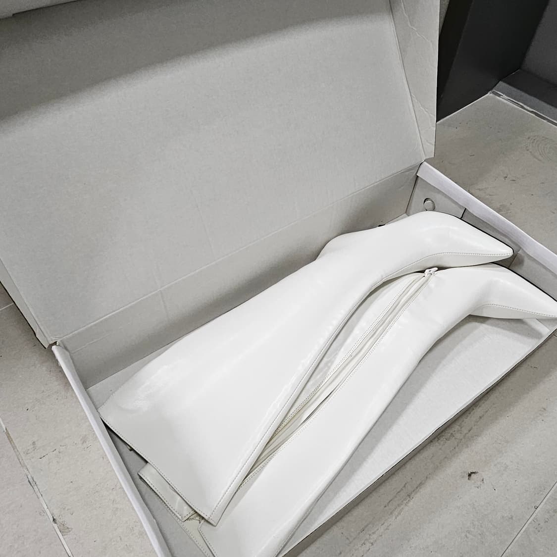 스틸레토 화이트 가죽 롱부츠 230mm 상품이미지2