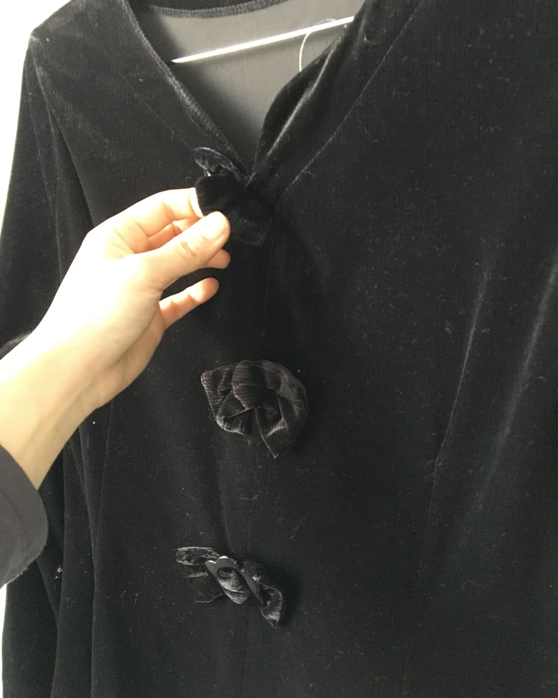 Ribbon point velvet blouse 상품이미지3