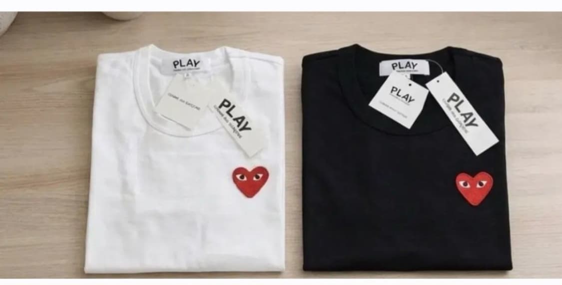 꼼데가르송 화이트 빨간하트 반팔티  상품이미지1