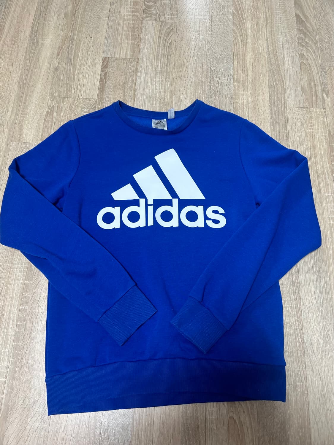 아디다스 맨투맨 상품이미지1