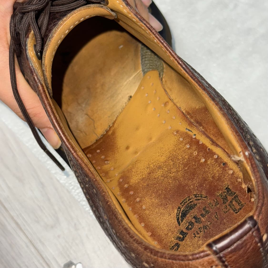 Dr. Martin Wing-Tip Vintage Brown 260 상품이미지5